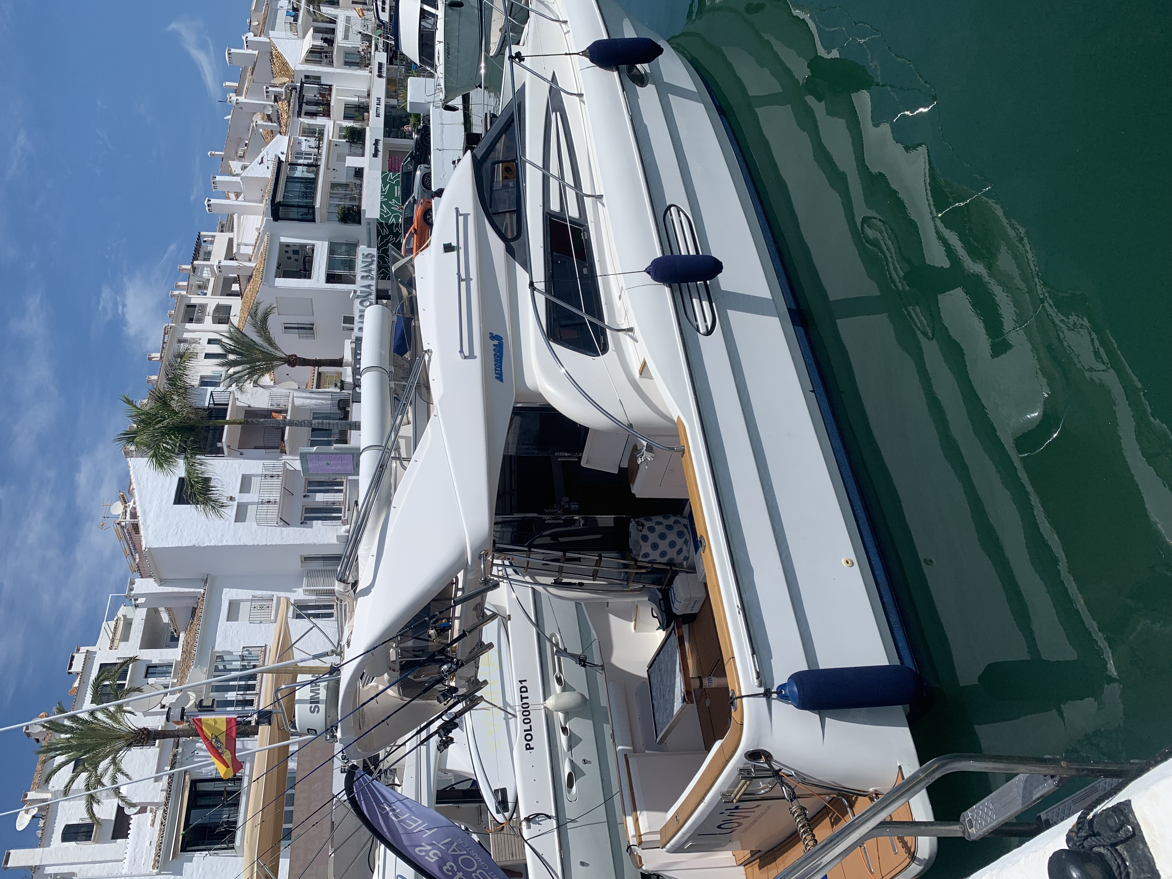 Astondoa 36 flybridge