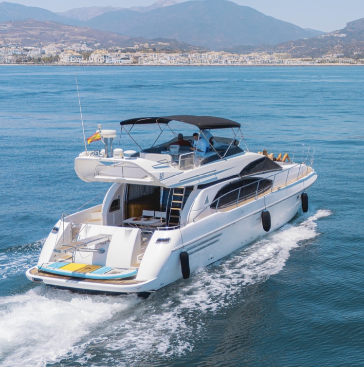 Azimut 58 Fly flybridge