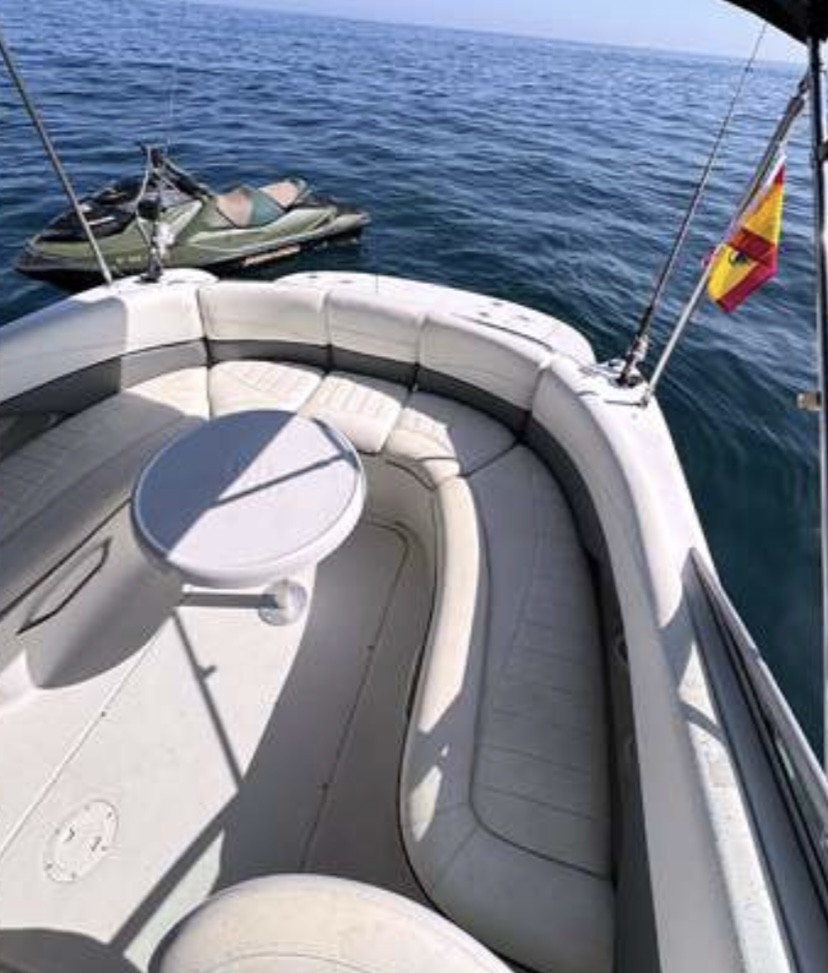 Four Winns 234 a bordo