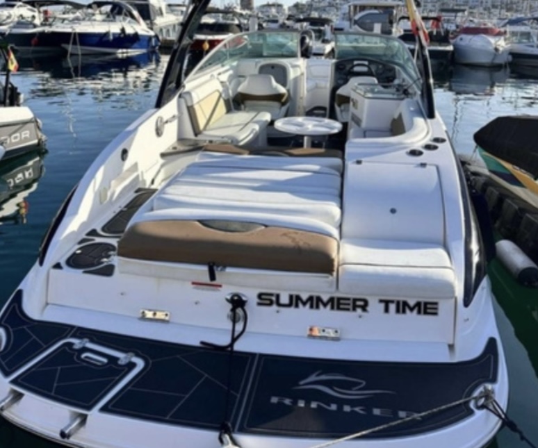 Rinker 296 Captiva a bordo