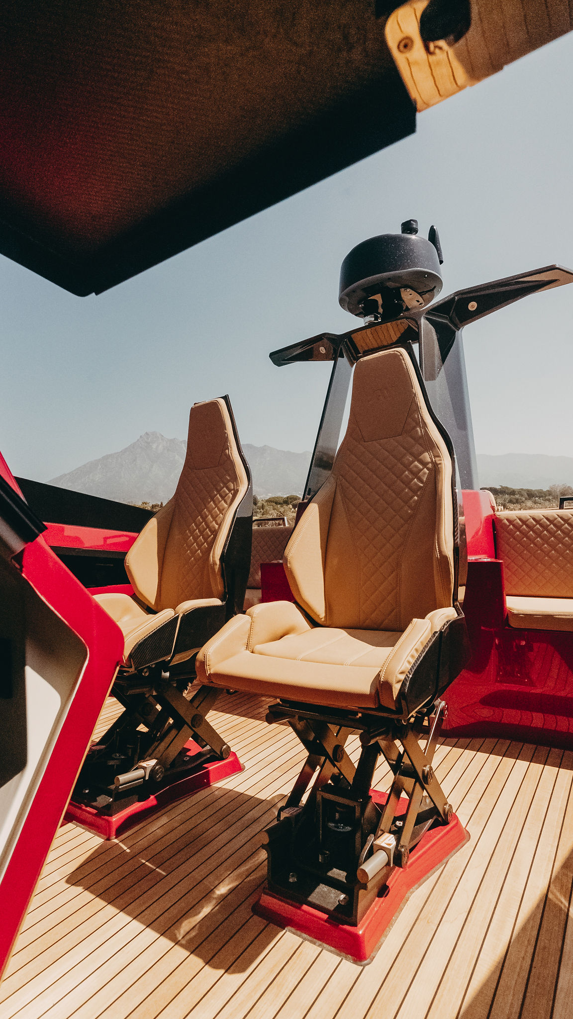 SAY 42 Carbon interior